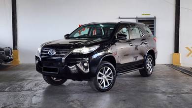 Toyota FORTUNER SRZ 2.7 L (A) T/TOP CONDITION