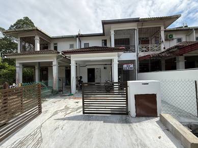 2 Tingkat Teres Rumah Bikin Cantik! Taman Anggerik 4A Bukit Beruntung