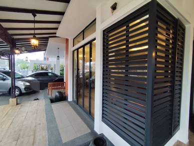 Mezzo 3-storey Semi D Bukit Jelutong long Partial Furnished