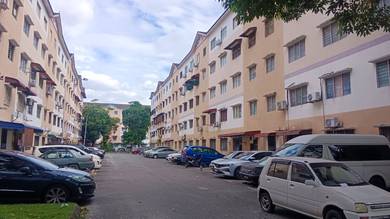 Bandar Bukit Tinggi 2 Klang Flat (Belakang burger King)