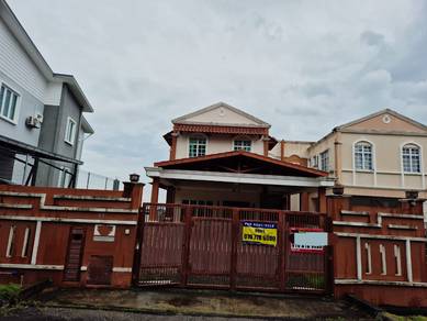 Ukay Perdana 3 Storey Semi D House Renovated Gated Guarded Ampang