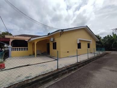 [FREEHOLD BANDAR MELAKA END LOT] Teres 1 Tingkat Taman Pandan Jaya