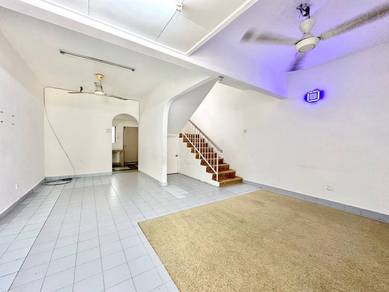 REFURBISHED UNIT ‼️ 3 Storey Terrace Taman Dagang, Ampang