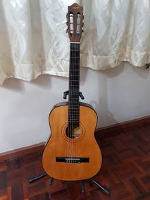 Classical Guitar Very Good condition-Can Negotiate