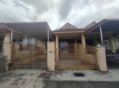 Teres setingkat Tmn Tunku Sarina