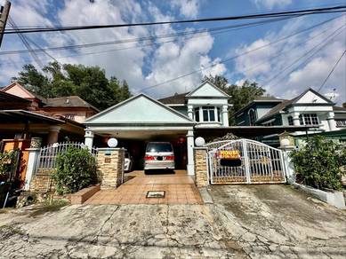 FREEHOLD Renovated 2.5 Storey Bungalow Bandar Country Homes Rawang