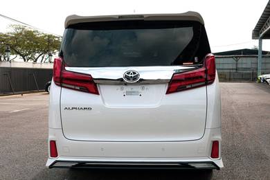Toyota ALPHARD 2.5 SC * TRD BODYKIT *100Unit