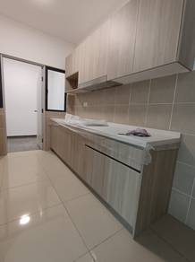 NEW SEMI FURNISHED~BERKELEY UPTOWN CONDOMINIUM nr Pin Hwa School Klang