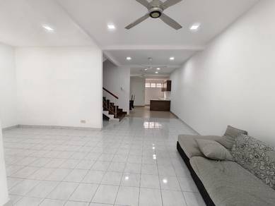 Extended Bright 2 Sty Terrace house In Gated Guarded Kota Kemuning