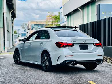 Mercedes Benz A250 2.0 AMG LINE SEDAN LOW MIL
