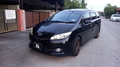 Toyota WISH 1.8 X (A)