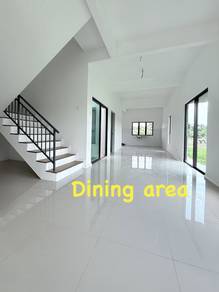 100m ke Quayside Mall Bandar Rimbayu  (20X97 |5 bilik | 2400 buildup)