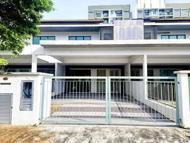 22x80sf. 2Sty House The Garden, Semenyih Mewah Fasa 4, Semenyih
