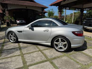 Mercedes Benz SLK250 BlueEFFICIENCY 1.8 (A)