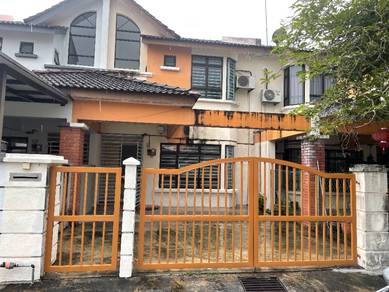 Bilik Muslim Di Simpang Ampat