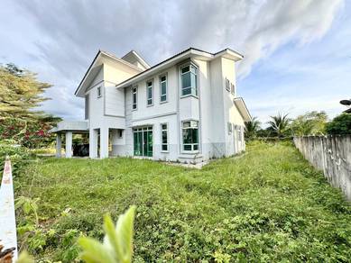 2sty BANGLO CORNER LOT🔥🔥🔥GATED✅BELOW MV⚡ Taman Tunku Sarina Airis