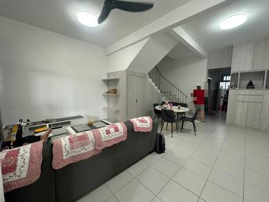 Fully Renovated 2.5 Double Storey Acacia - Taman Pulai Mutiara Skudai