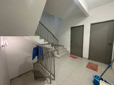 Fully Renovated 2.5 Double Storey Acacia - Taman Pulai Mutiara Skudai