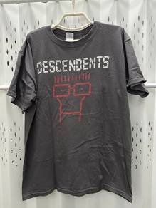 Vintage 2000’s Descendants Punk Band Tshirt