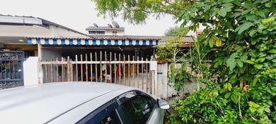 Single storey terrace house