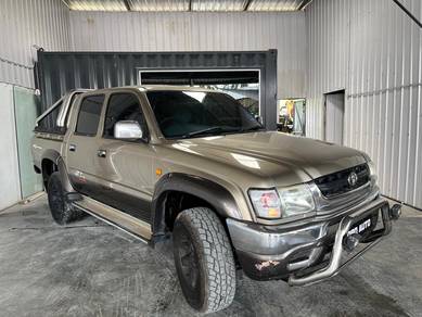 Toyota HILUX 2.5 SR TURBO (A)