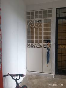 Kiambang Apartment