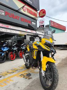 Benelli trk251 se le