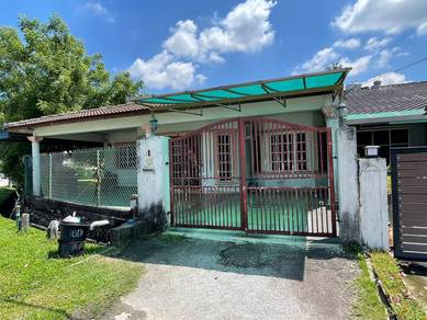Corner Lot near to MRT @ Single Storey Taman Cuepacs, Cheras