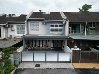 PRICE DROP ！！2 Storey house for Sale @ Taman Saga Emas , Kajang