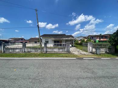 Jalan Alsagoff Pontian Johor, Bungalow rizab Melayu/ berdekatan pantai