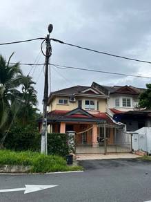[ CORNER] Double Storey Lestari Putra Seri Kembangan Below Market
