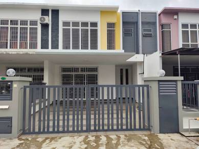 Untuk disewa Landed Double Storey Rini Homes Mutiara Rini Skudai