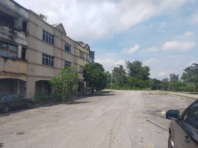 Corner Ground Floor Shop Bandar Tasik Kesuma Beranang