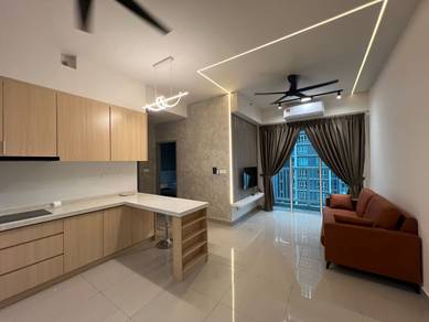 3r2b2cp Fully Furnished Move in condition near Bandar Utama