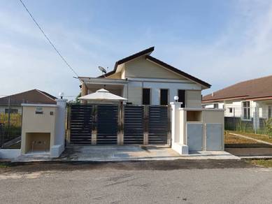Mahkota Hill 1 Tingkat Bungalow Bandar Tasik Senangin Lenggeng Nego