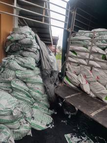 Sekam padi bakar Dan mentah untuk pertanian
