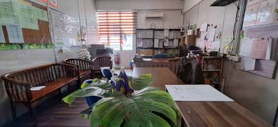 Three storey shop Lot Dataran Villa Putra Sungai Buloh for sale