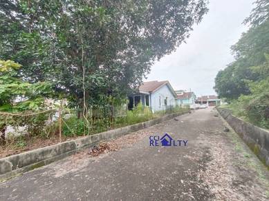 Rumah teres end lot tepi tanah kosong di Sungai Petani utk DIJUAL!!!
