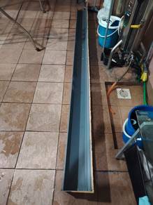 Water Gutter 9.5 feet