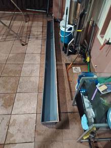 Water Gutter 9.5 feet