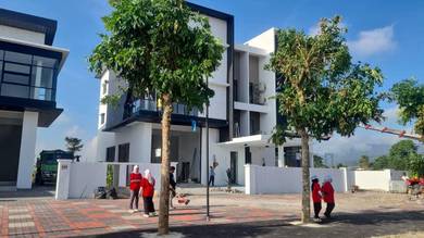 New 3 Storey Semi-D Factory with Promotion at Menglembu