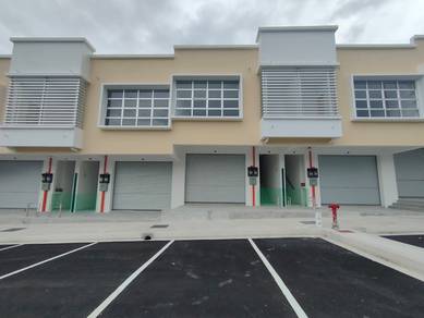 20 x 75! GROUND FLOOR! 2 Storey Shoplot Kajang East Avenue 2, Semenyih