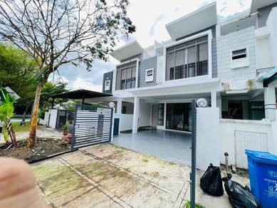 [Hot 🔥 Area High Demand]2.5 STOREY TERRACE EMERALD TYPE ALAM IMPIAN