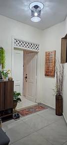 Beautiful Kampung Warisan Condo: Prime Location Opposite Jelatek LRT