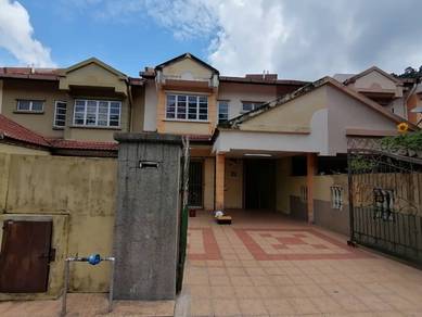 [Facing Open] Rumah Teres 2 Tingkat di Kajang Perdana