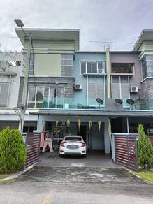 3 Storey terrace Taman Sri Putra 3, Sungai Buloh (Fully Renovated)