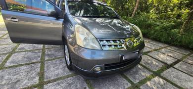 Nissan GRAND LIVINA 1.8 PREMIUM/LUXURY (A)