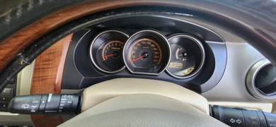 Nissan GRAND LIVINA 1.8 PREMIUM/LUXURY (A)