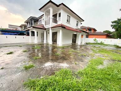 CHEAPEST! CORNER LOT Double Storey Terrace Seksyen 4 Bangi
