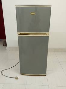 2door fridge refrigerator sharp peti sejuk 180/L